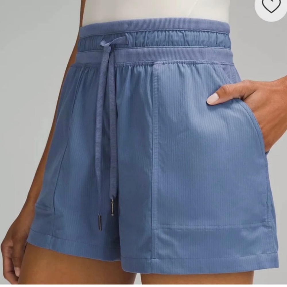 Lululemon nwt dance studio short